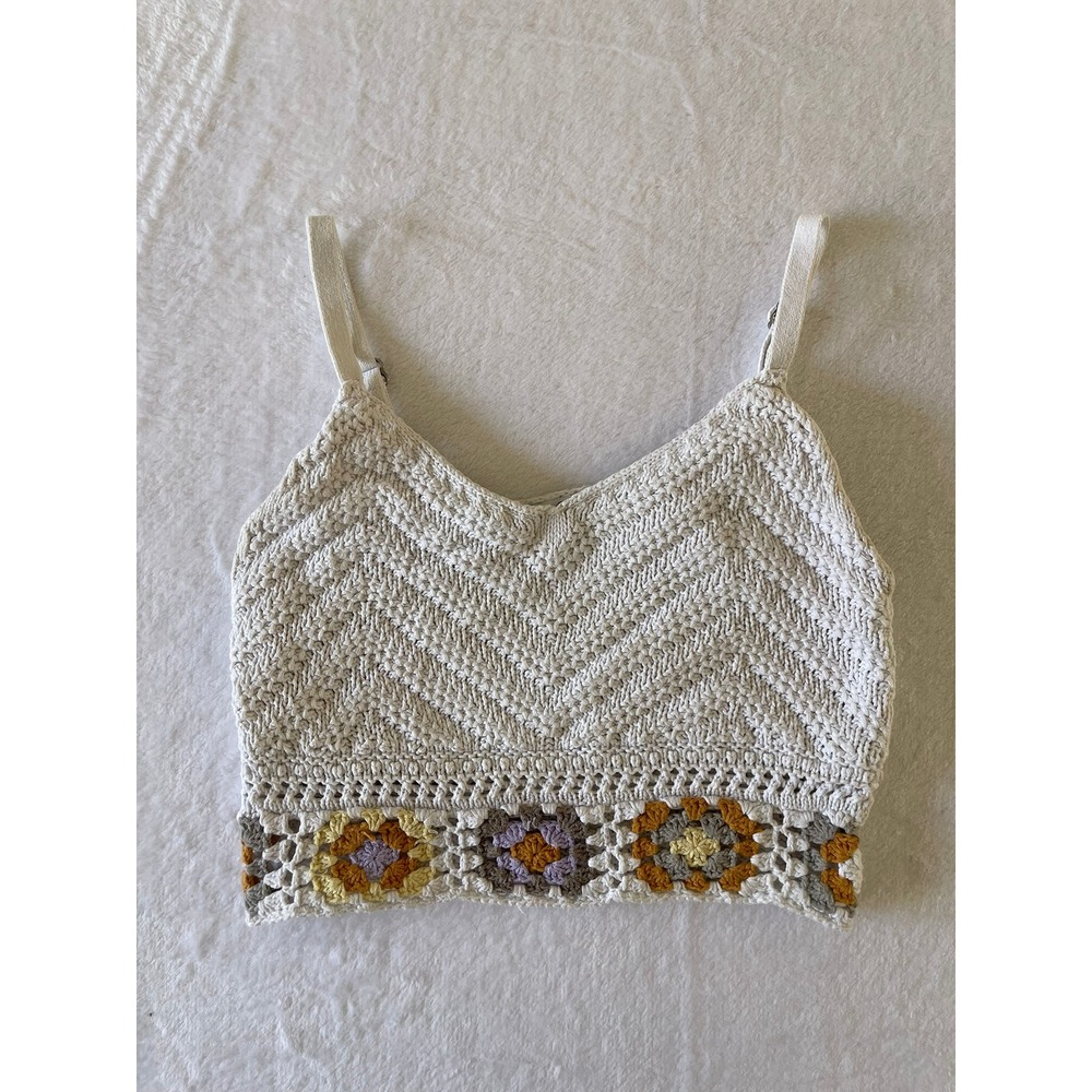 Hollister Crochet Crop Cami Top XS White Floral Granny Square Boho Y2K Festival